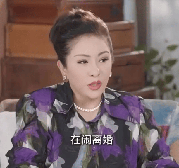 考古 | 何超蓮竇驍雙雙辟謠離婚！兩人感情生活引各方熱議