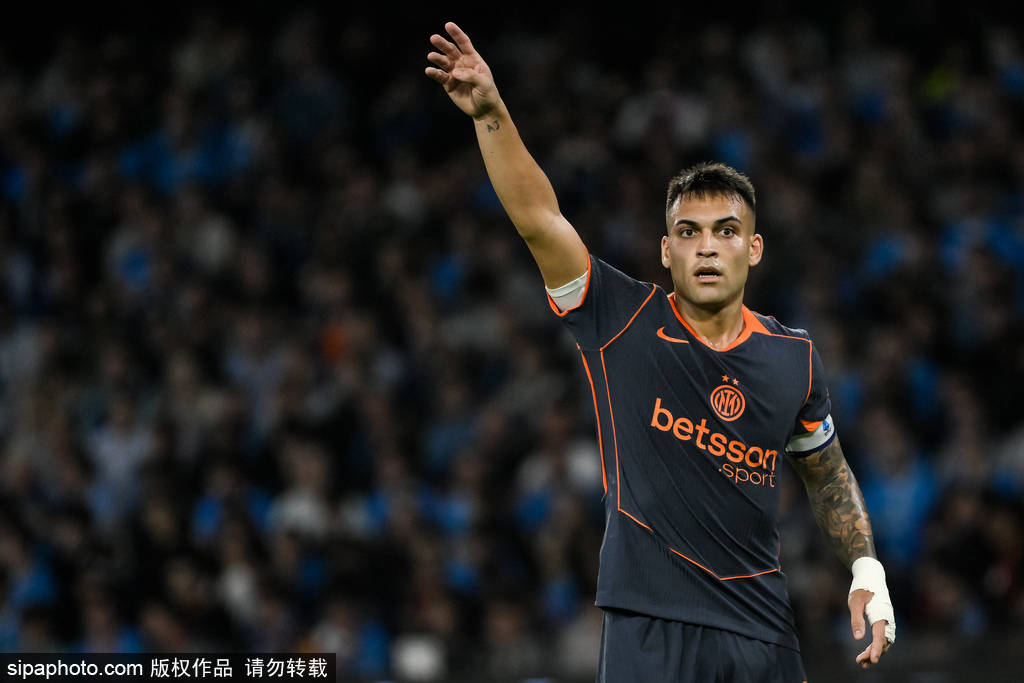 觀戰(zhàn)臺：利物浦戰(zhàn)苦主+阿森納爭八連勝 拜仁沖14連勝