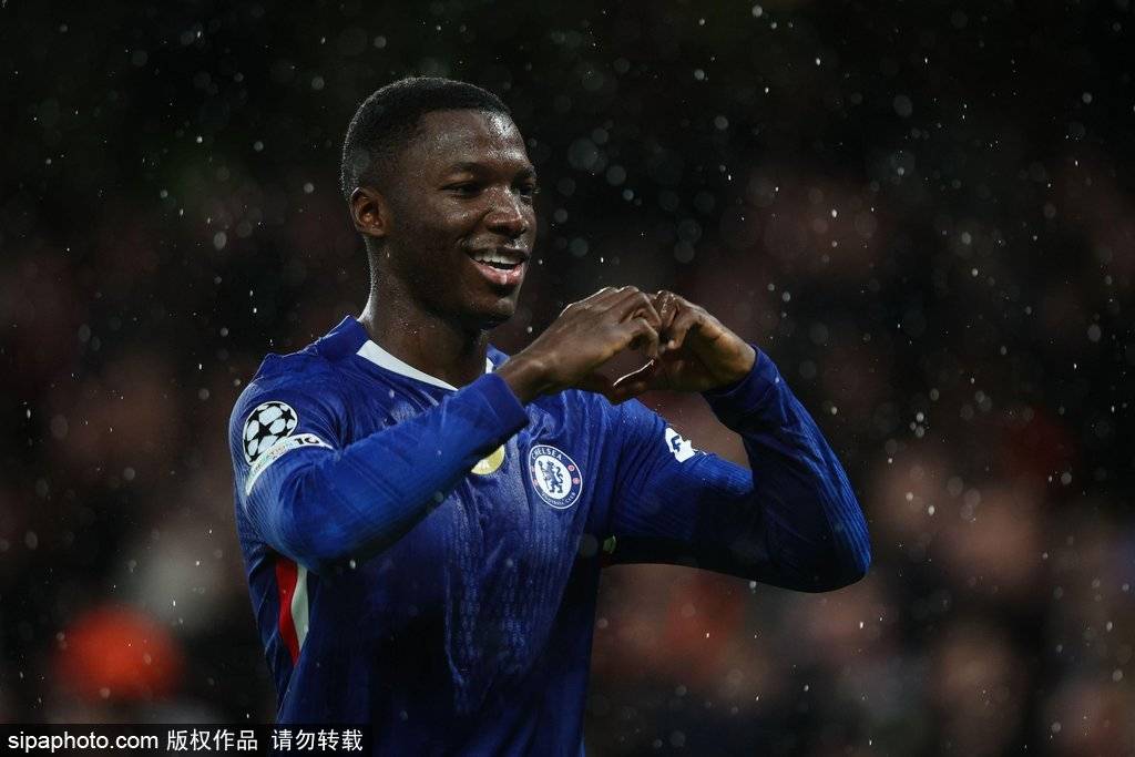 觀戰(zhàn)臺：利物浦戰(zhàn)苦主+阿森納爭八連勝 拜仁沖14連勝