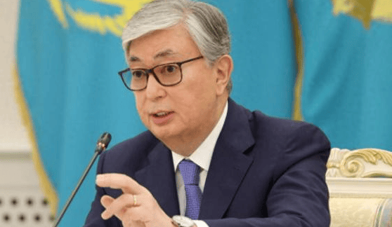 中國(guó)被做局了？剛拿下稀土大單，特朗普又要開(kāi)“第二槍”，全球收到通告，對(duì)外釋放信號(hào)非同尋常