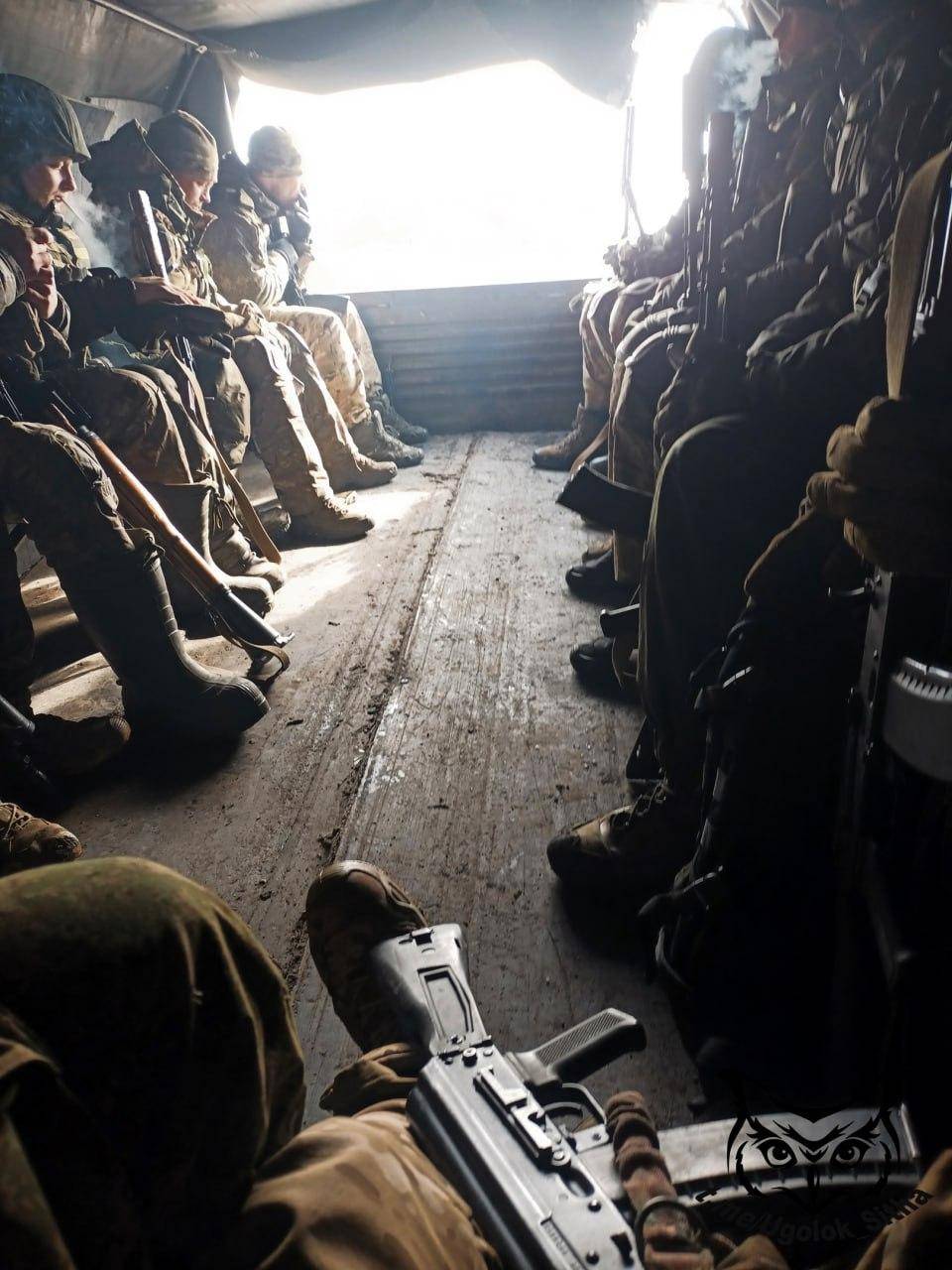 血拼一夜！俄軍敢死隊沖入赫爾松，遠火大開殺戒，烏軍機器人參戰(zhàn)