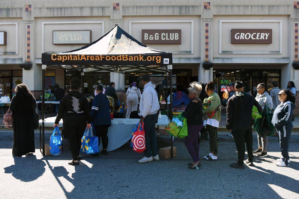 美國政府“停擺”整四周 20多個州發(fā)起訴訟